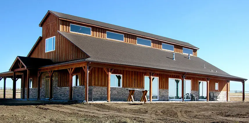 What is a Barndominium? (Layouts, Costs & Building Guide)