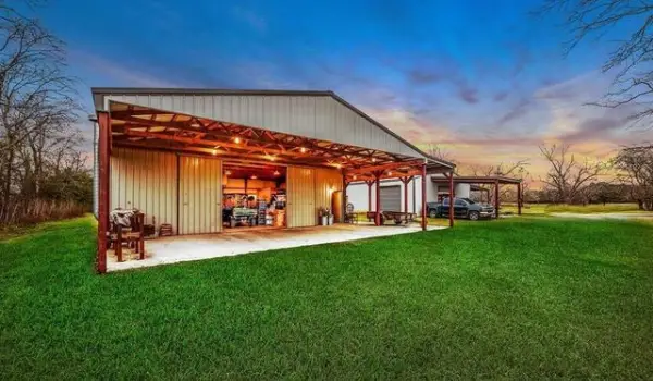 Barndominium in Kansas – Pros and Cons